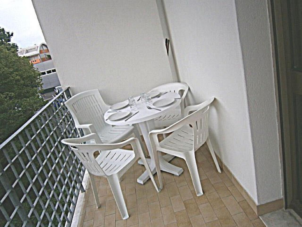 Isi Appartement Bibione Buitenkant foto