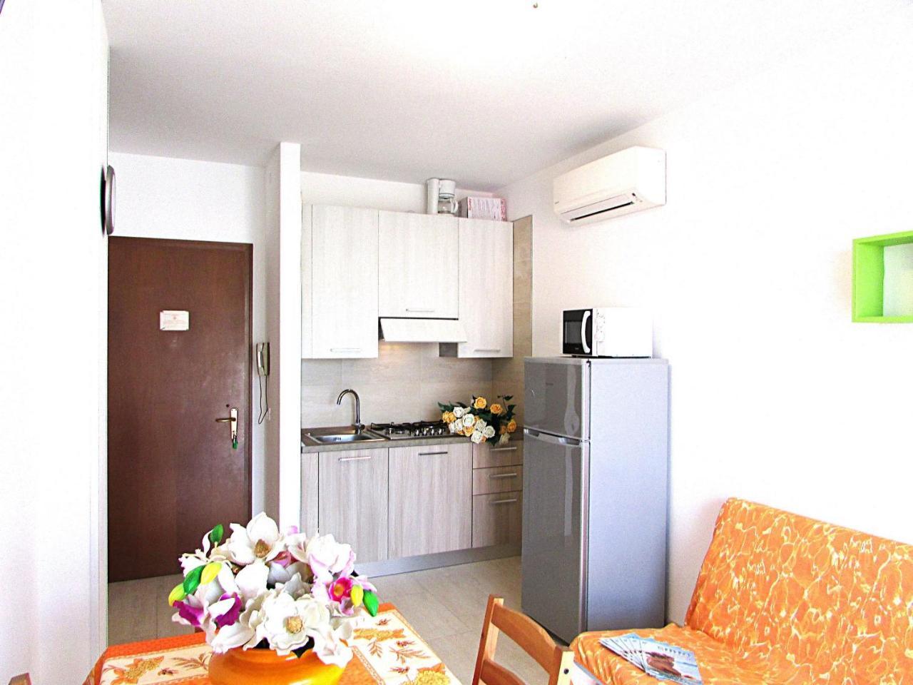 Isi Appartement Bibione Buitenkant foto