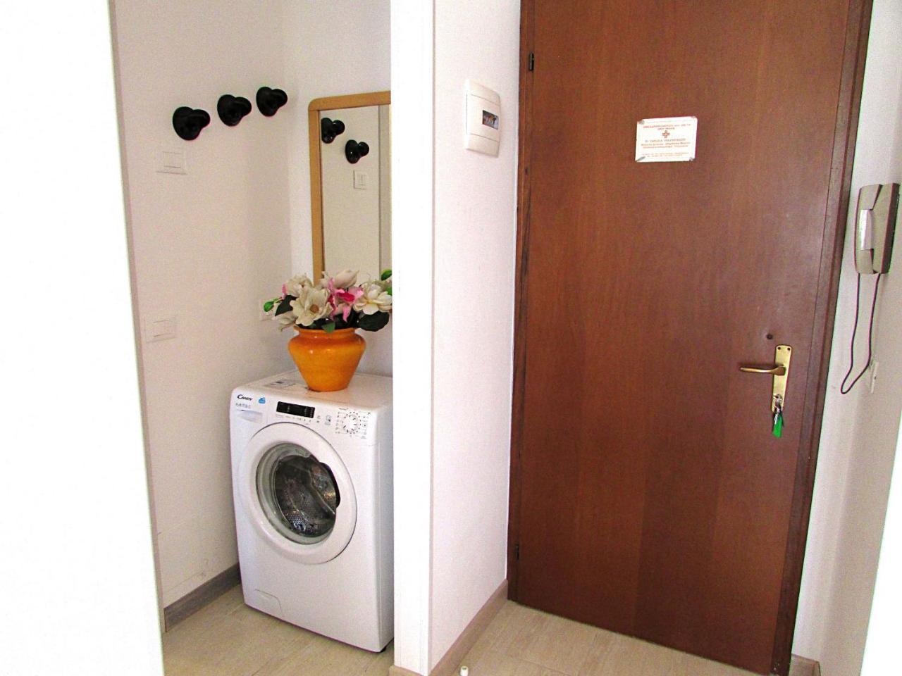 Isi Appartement Bibione Buitenkant foto